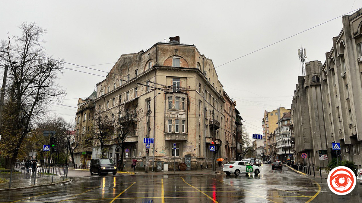 Мокрий сніг, ожеледиця і сильний вітер. Прогноз погоди у Франківську 18 листопада