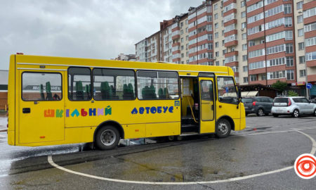 На Прикарпатті бракує шкільних автобусів
