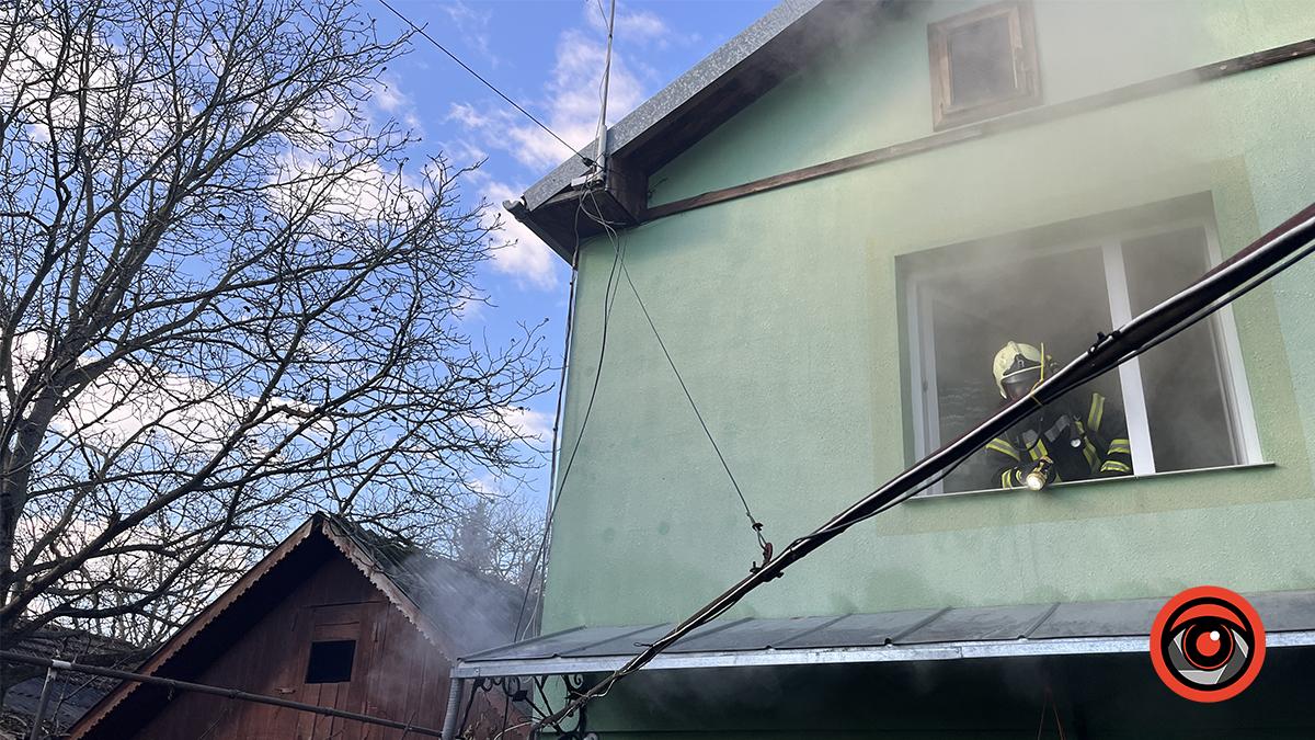 У Коломиї сталася пожежа в будинку