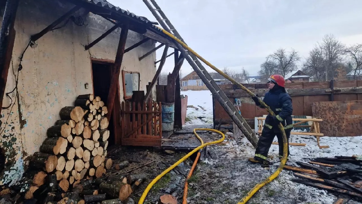 У Надвірнянському районі за добу сталося одразу дві пожежі