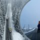 Снігова негода на Прикарпатті: працювало 55 снігоочисних машин