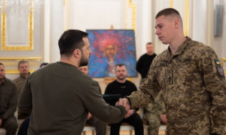 Президент нагородив прикарпатського воїна "Хрестом бойових заслуг"
