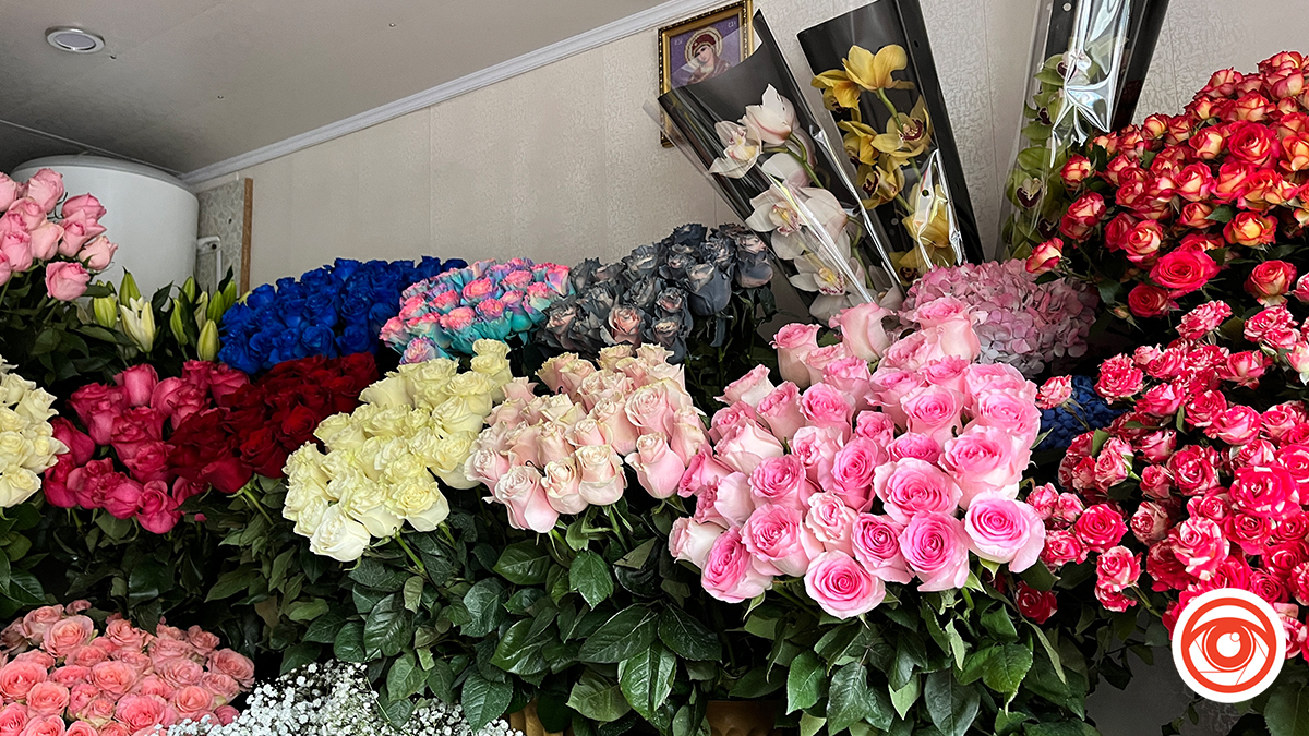 День святого Валентина: скільки коштують квіти в Івано-Франківську