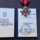 Воїн з Івано-Франкіщини отримав нагороду "Золотий хрест" від Залужного