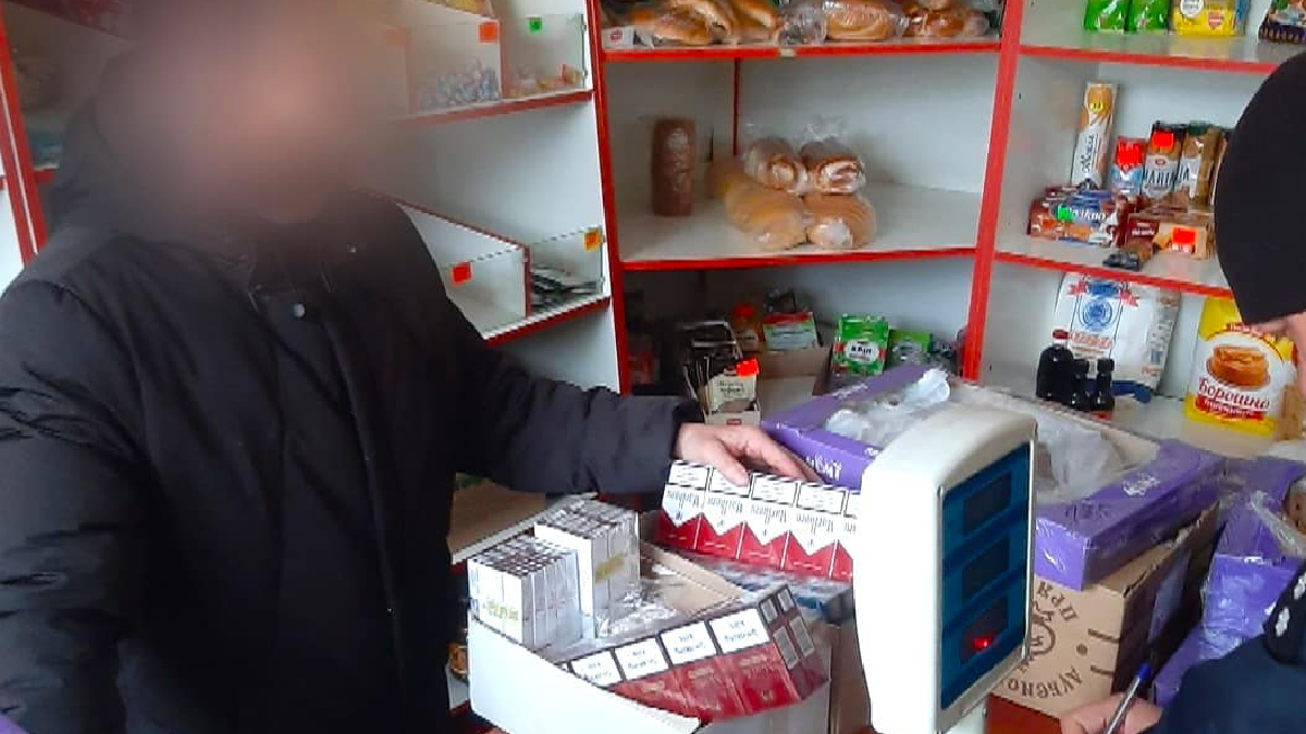 На Прикарпатті поліцейські вилучили підакцизної продукції на понад 800 тисяч гривень