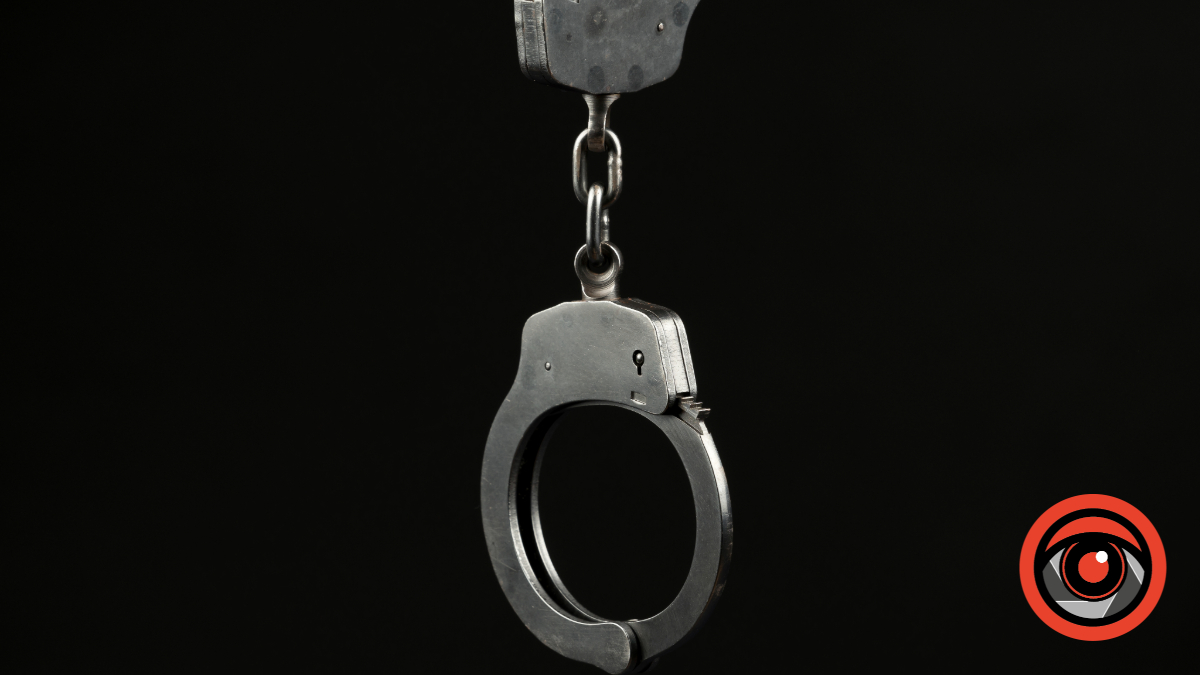 Домашній арешт за 36 згортків: коломиянина підозрюють у наркоторгівлі