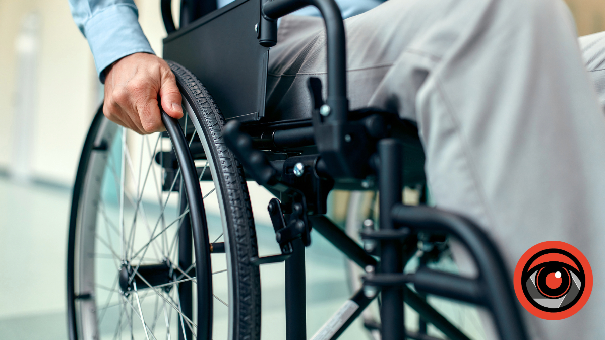 8 роботодавців на Прикарпатті облаштували робочі місця для осіб з інвалідністю