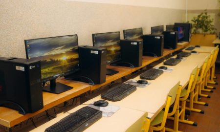 Понад 5 млн грн: для прикарпатських шкіл купили комп'ютерну техніку