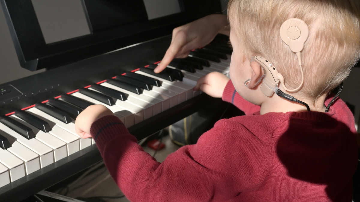 Франківські лікарні запрошують взяти участь у проєкті лікування дітей з епілепсією за допомогою музики