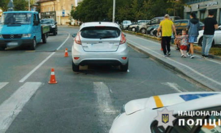 В Івано-Франківську водійка легковика збила жінку: остання в лікарні