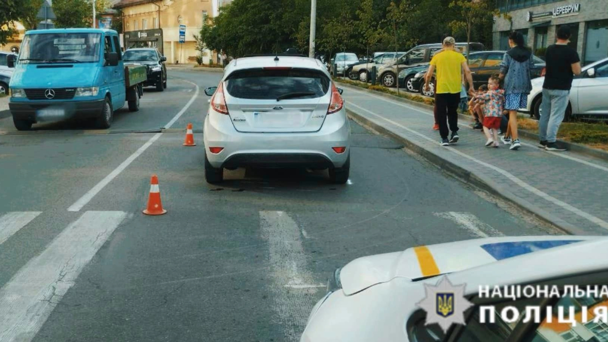 В Івано-Франківську водійка легковика збила жінку: остання в лікарні