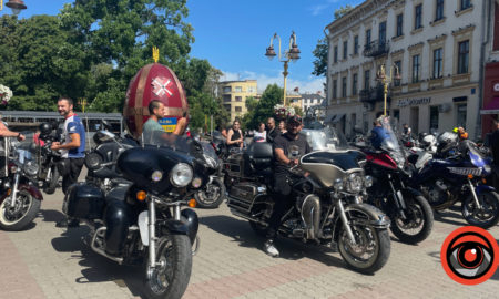 У Франківську мотоциклісти влаштували благодійний забіг: збирають на дрони