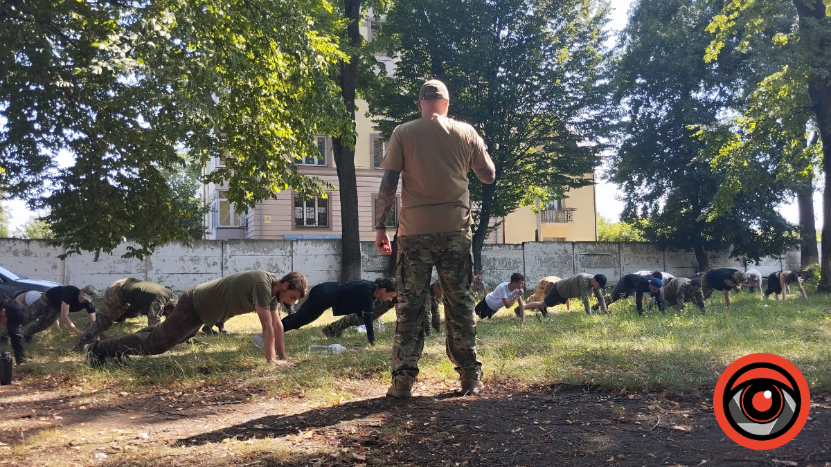 Стерта підошва, дводнна кріпатура: як пройшов вишкіл від Азову в Івано-Франківську