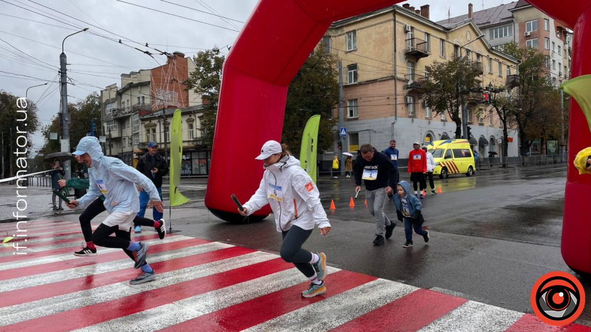 У Франківську відбулася благодійна естафета