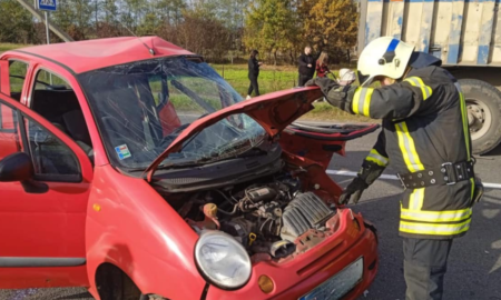 На Івано-Франківщині зіштовхнулися автівки