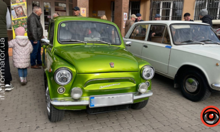 В Івано-Франківську відбулася виставка ретроавто