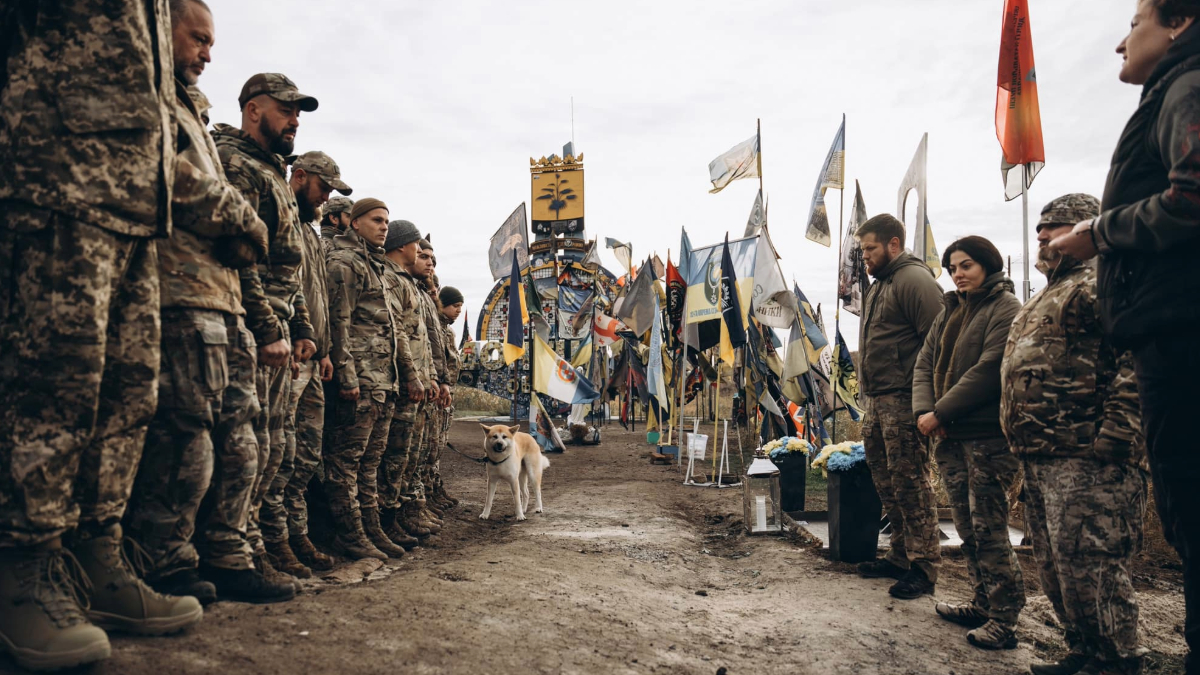 Відкриття стели Да Вінчі