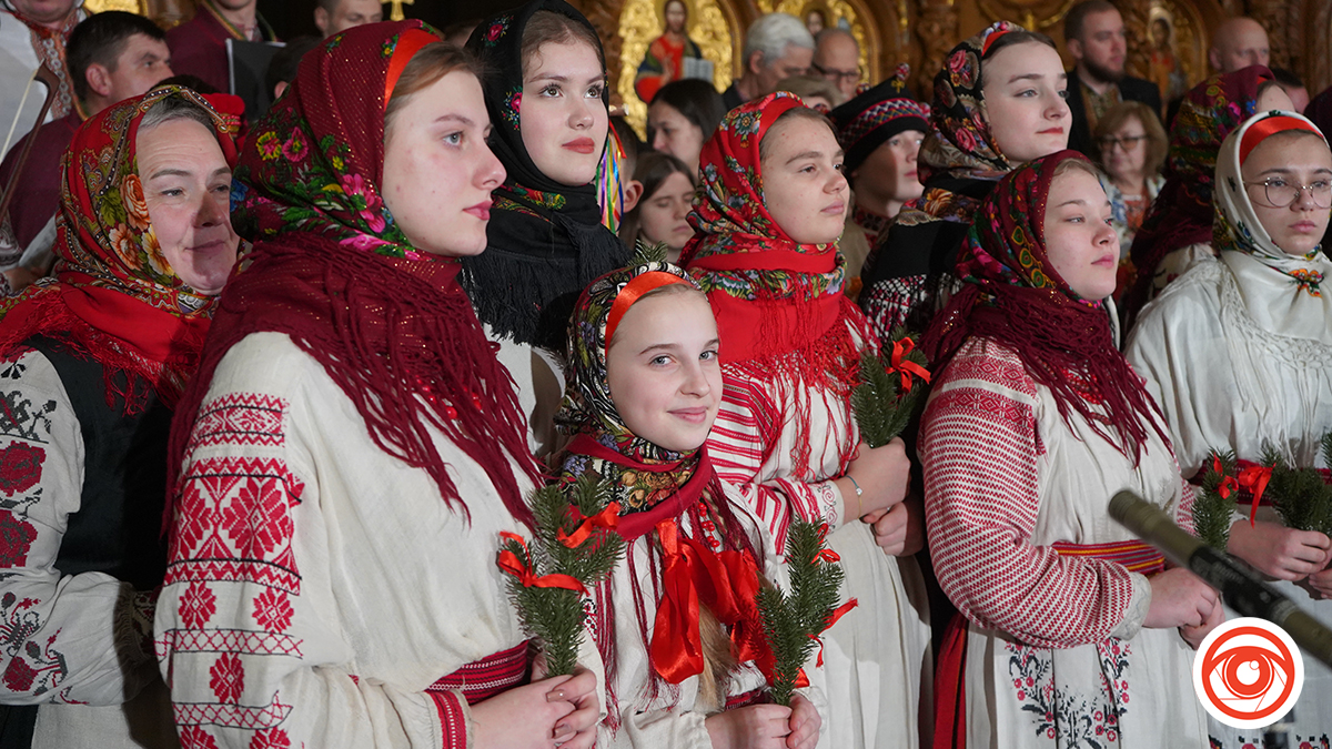 Коляда на Майзлях, фестиваль, співи, церква, ІФ