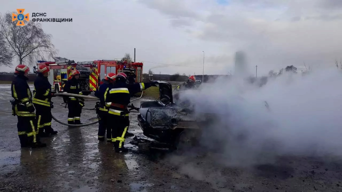 Пожежа автомобіля у Галичі