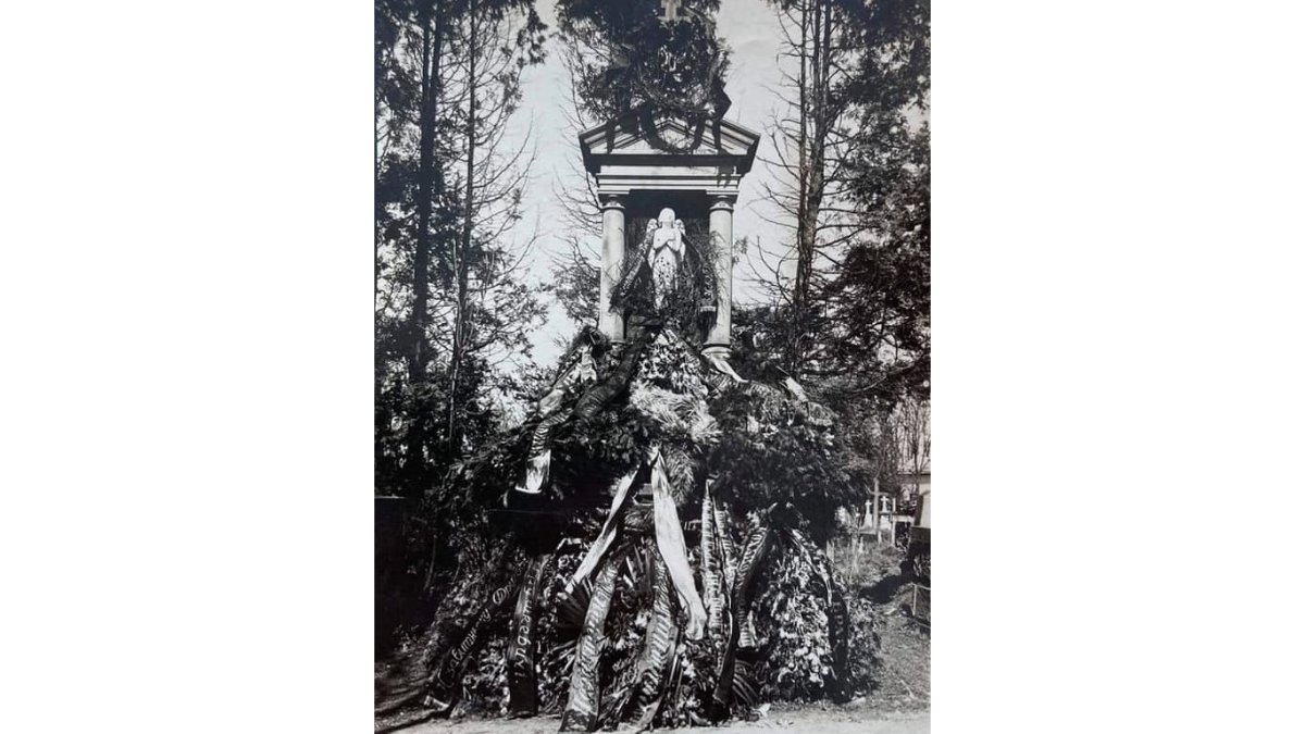 Історія старого міста: цвинтар у центрі Франківська