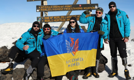 Незламність – не просто слово: українські воїни та воїнка піднялись на Кіліманджаро після важких поранень