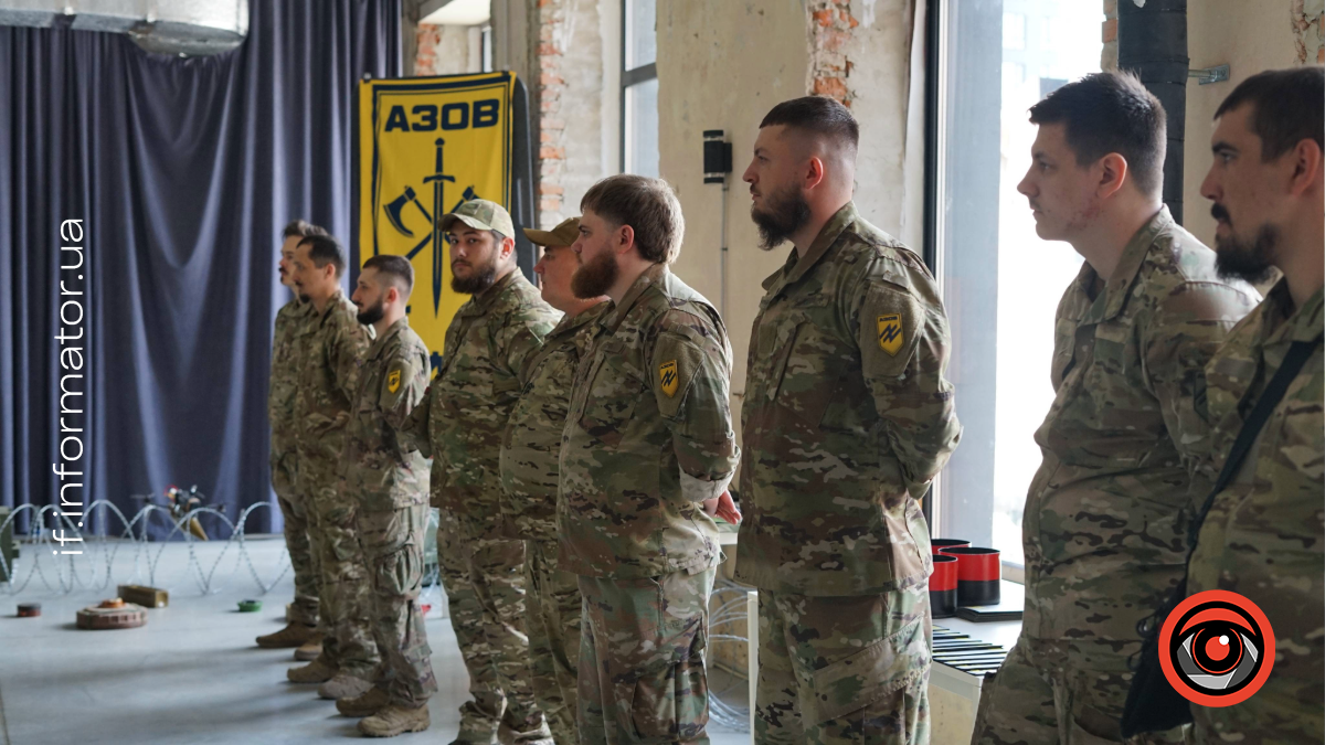 Азову 11 років: в шести містах країни відзначили річницю й Франківськ — не виняток!
