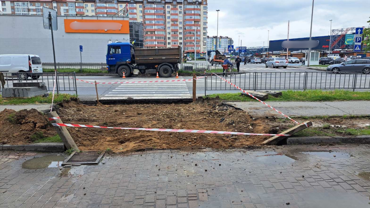 Раніше Інформатор повідомляв, що біля ТЦ "Арсен" в Івано-Франківську планують облаштувати острівець безпеки з елементами доступності