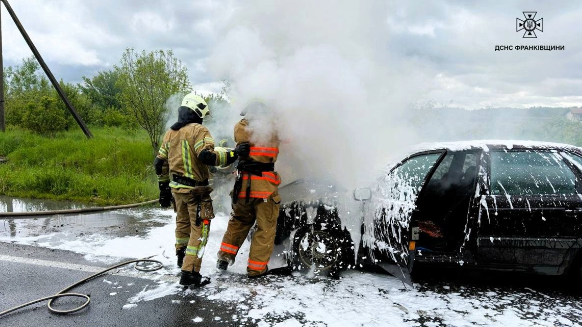 Пожежа автівки у селі Марківці