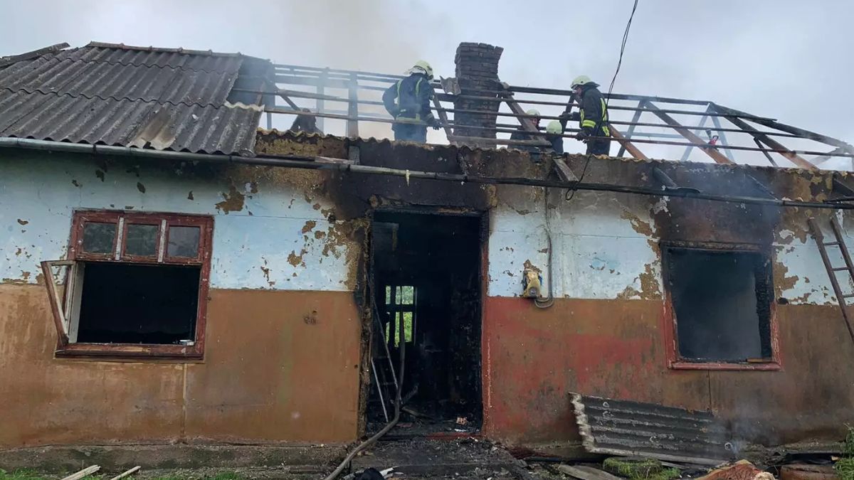 Пожежа у житловому будинку