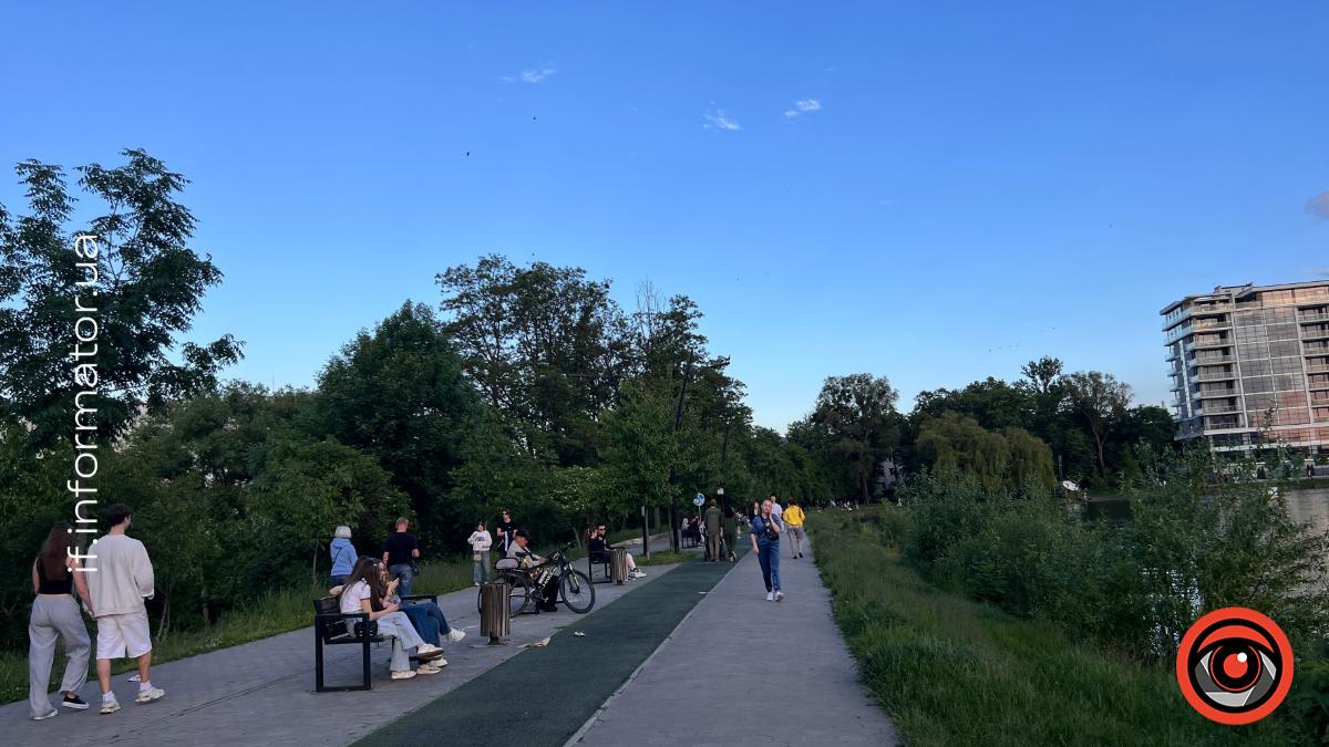 Міське озеро у Франківську
