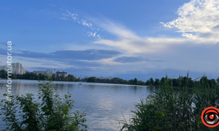 Міське озеро у Франківську