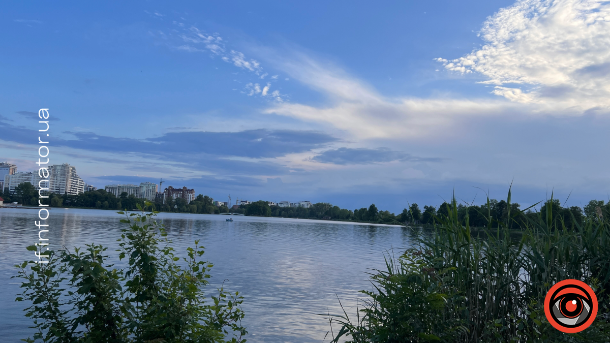 Міське озеро у Франківську