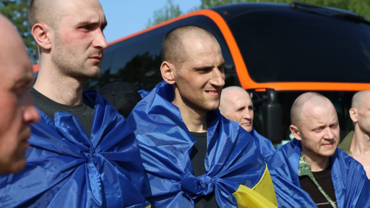 10 червня відбувся перший етап обміну полоненими у категорії «важкопоранені та тяжкохворі».