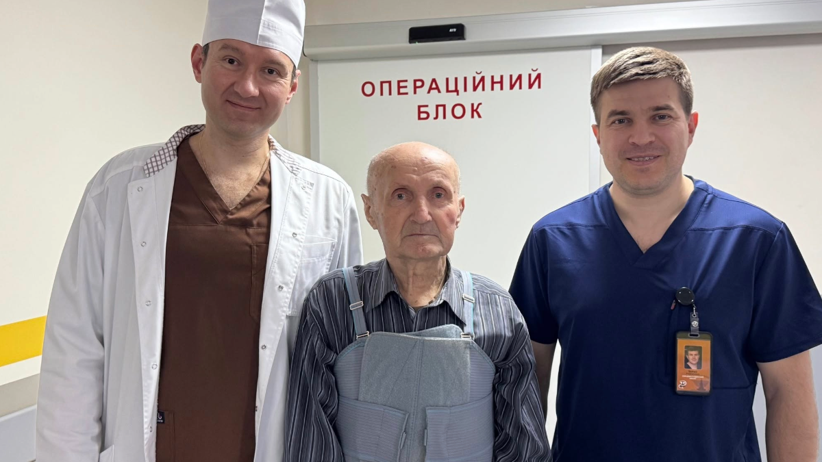 Богдан Саляк та лікарі