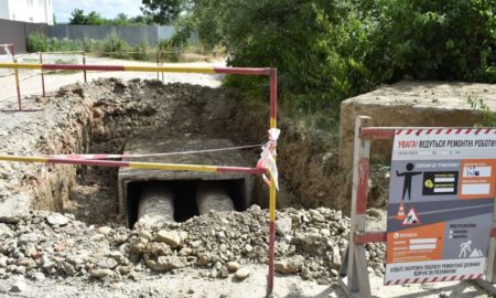 Ремонт труб у мікрорайоні Пасічна