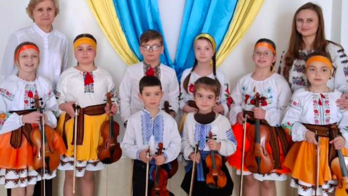Юні скрипалята з Тлумача