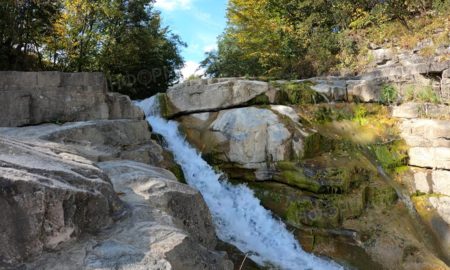 Бухтівецько бистрицький водоспад