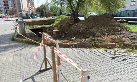 В Івано-Франківську на вулиці Гната Хоткевича виконали роботи з ремонту та заміни ділянки магістральної тепломережі