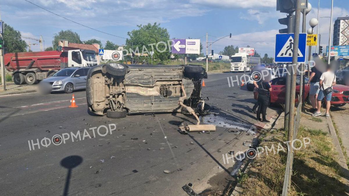 ДТП з потеріплими на Надрічній