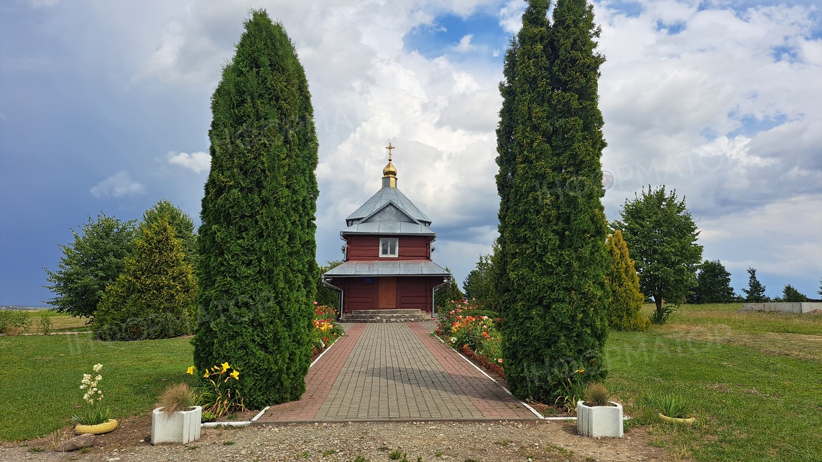 Монастир в Угорниках