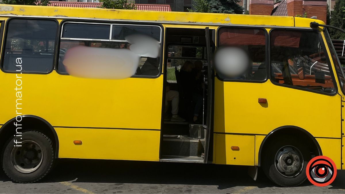 Жовтий автобус в Івано-Франківську