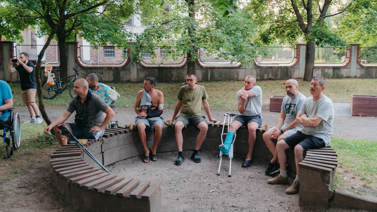 Поруч з Івано-Франківською обласною клінічною лікарнею створюють адаптивний сквер