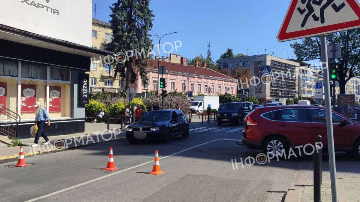 У центрі Івано-Франківська сталася аварія