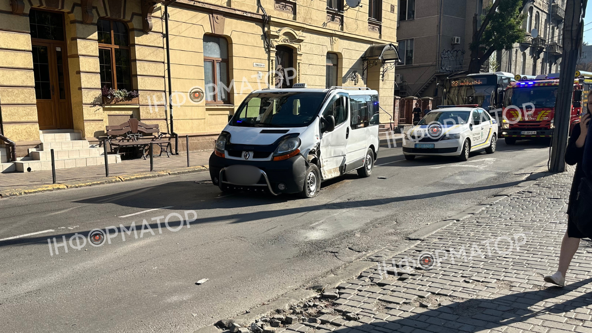 ДТП на вулиці Січових Стрільців в Івано-Франківську