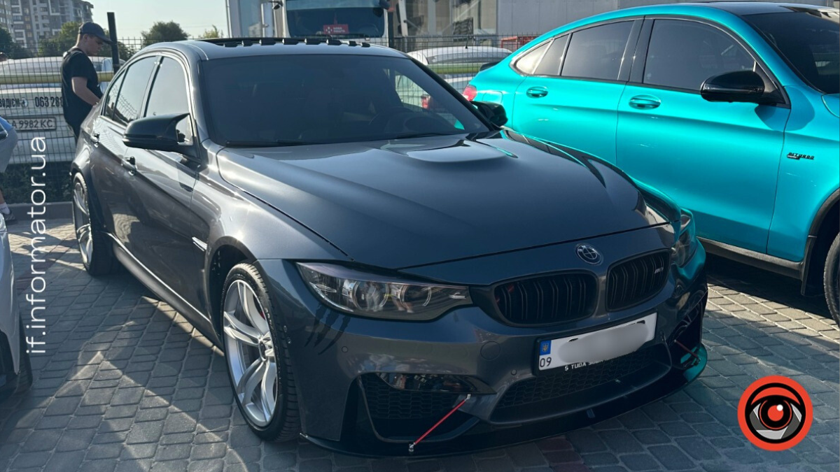 BMW F30