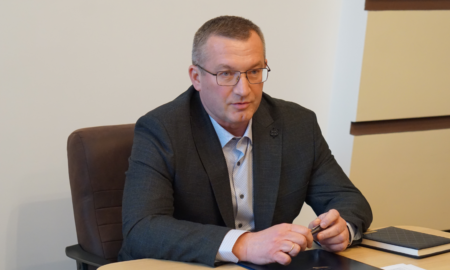 5 серпня Головне управління ДПС в Івано-Франківській області очолив Віктор Яцишин. До цього, з 25 березня 2025 року, він обіймав посаду виконувача обов'язків керівника