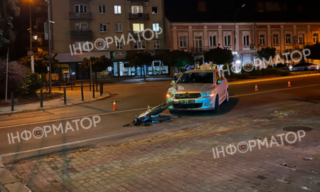 Увечері 4 вересня в центрі Івано-Франківська сталася дорожньо-транспортна пригода, внаслідок якої постраждав неповнолітній