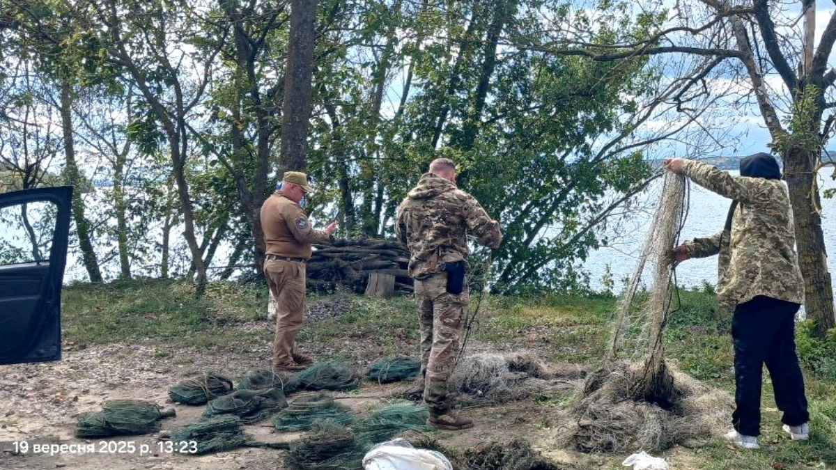 19 вересня Івано-Франківський рибоохоронний патруль провів рейд на Бурштинському водосховищі