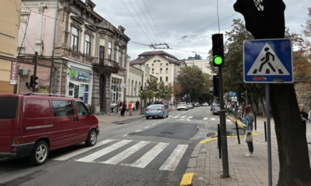 У Франківську на Січових Стрільців встановлять два нові світлофори