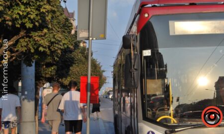 Хто з франківських школярів має право на безкоштовний проїзд з учнівською карткою «Галка»
